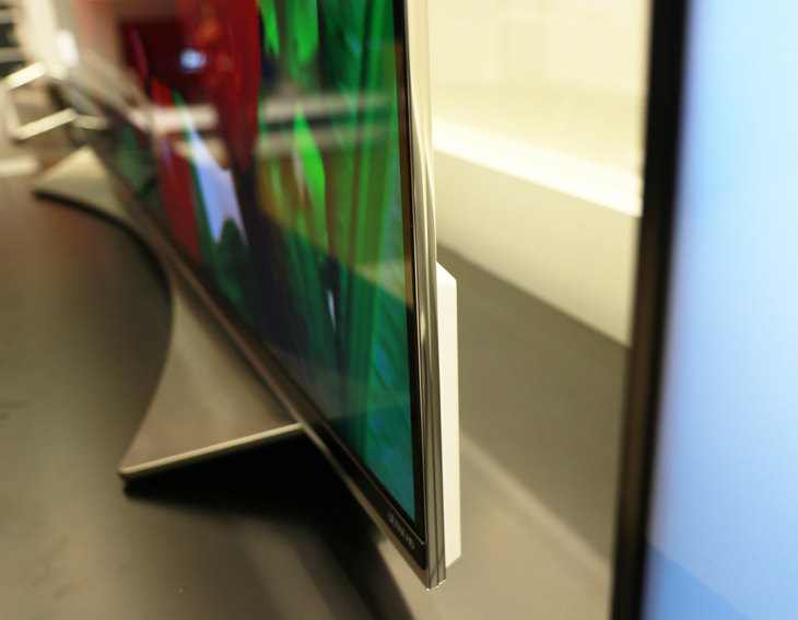 8.5mm 의 얇은 두께를 자랑하는 LG 슈퍼 울트라HD TV