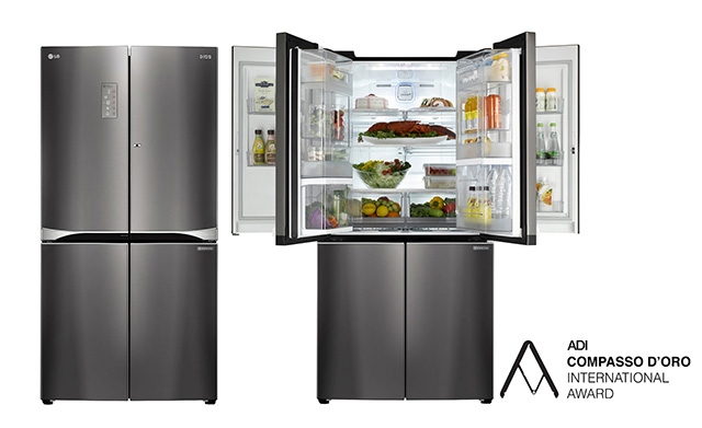 이탈리아산업디자인협회로부터 '황금콤파스상'을 수상한 LG 더블 매직스페이스 냉장고 입니다.