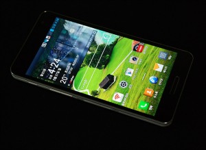 선명한 IPS패널의 옵티머스 GK 화면