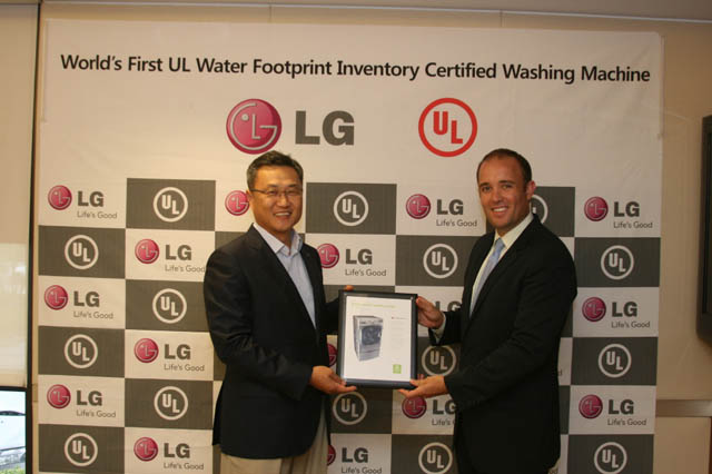 LG 세탁기, 세계 최초 ‘물 발자국’ 인증 획득