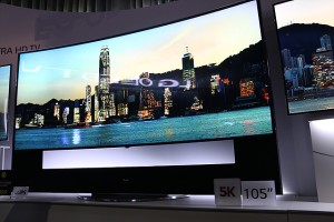 105인치 커브드 UHD TV