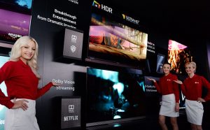 LG전자가 ‘CES 2016’에서 세계적인 영상 컨텐츠 업체들과 손잡고 다양한 HDR(High Dynamic Range) 영상을 시연하고 있습니다.