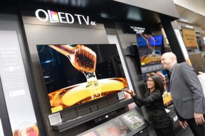 ‘베스트바이’ 라스베이거스 지점에 전시되어 있는 ‘LG 올레드 TV’