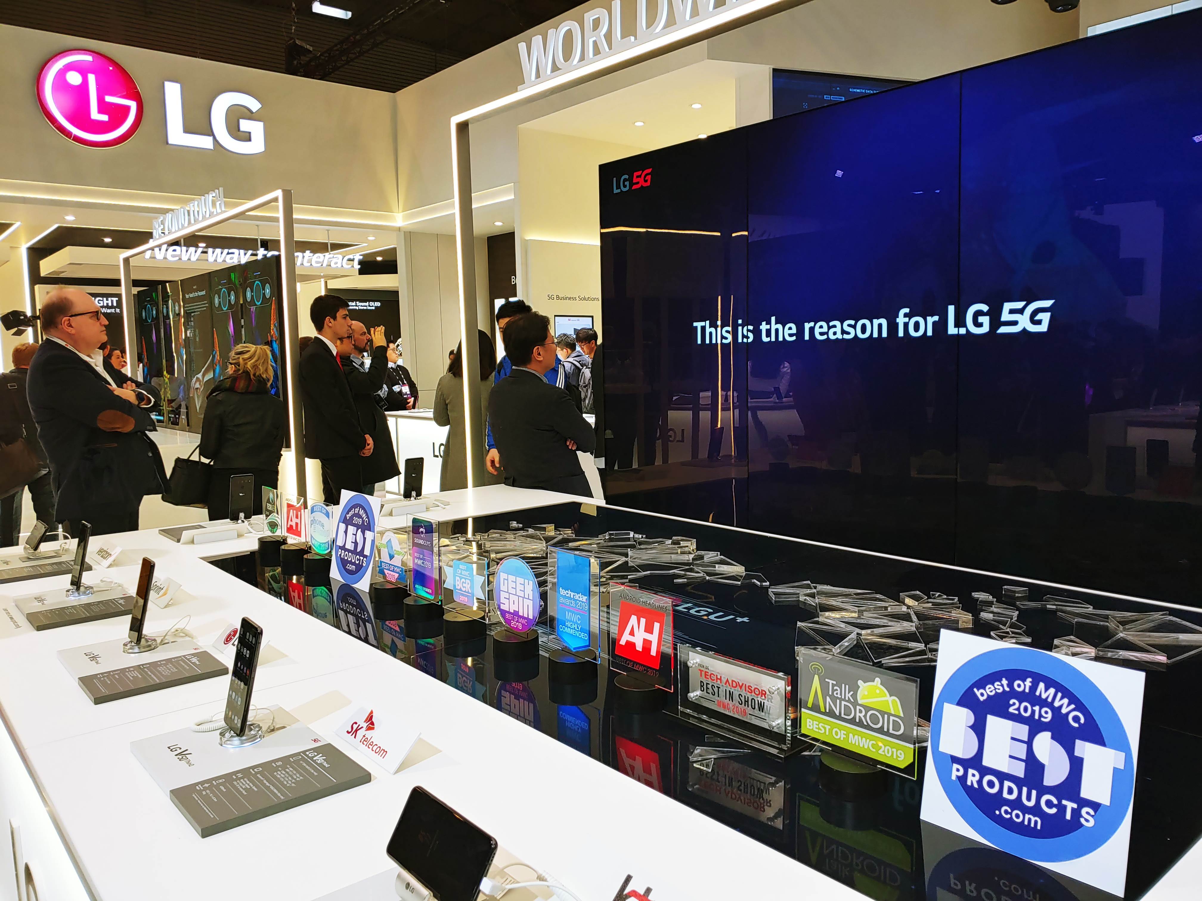 LG V50 <sup>ThinQ</sup>·LG G8 <sup>ThinQ</sup>, MWC 2019서 ‘好評’