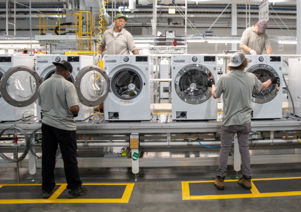미국 테네시 LG전자 세탁기 공장 생산라인