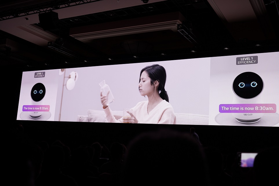 CES 2020 프레스 컨퍼런스에서 소개하는 LG AI ThinQ(씽큐)의 동영상 이미지