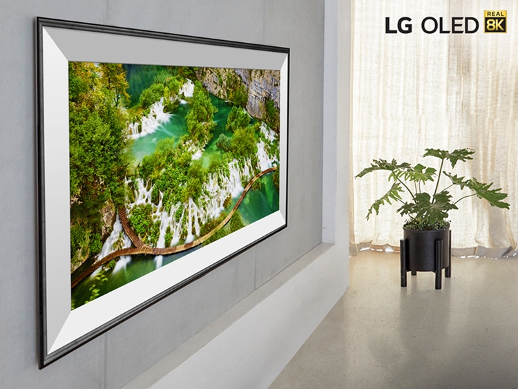  초이스의 TV 성능평가에서 최고 점수를 받은 77형 LG 올레드 TV(모델명 77ZX).