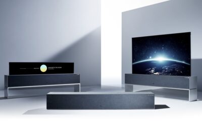 왼쪽부터 LG 시그니처 올레드 R 라인뷰, 제로뷰, 풀뷰로 사용중인 모습