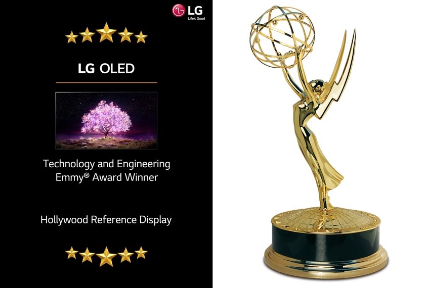 LG 올레드 TV가 미 텔레비전예술과학아카데미(NATAS)로부터 기술공학 에미상(Technology and Engineering Emmy Award)을 받았다. LG 올레드 TV는 영상 원작자가 의도한 표현을 얼마나 섬세하게 구현하는지를 확인하는 영상품질 참조용 디스플레이로 활용될 만큼 정확한 색을 표현하는 점을 높이 평가받았다. 사진은 LG 올레드 TV와 에미상 트로피