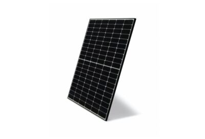 LG전자가 고효율 태양광 모듈 신제품 ‘네온 H(NeON H)’를 출시하며 글로벌 태양광 시장을 공략한다. 네온 H 제품 사진과 시공 이미지.