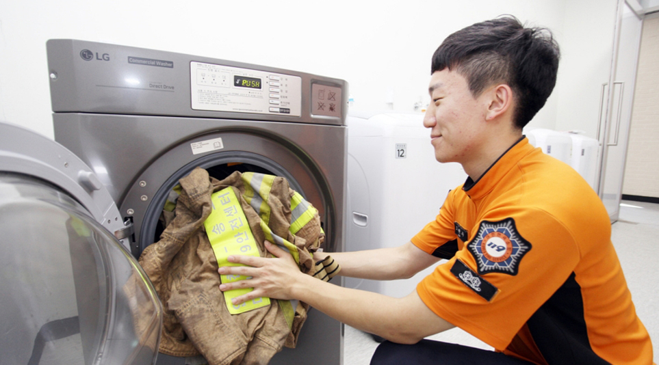 방화복 전용 세탁코스가 적용되어 있는 세탁기