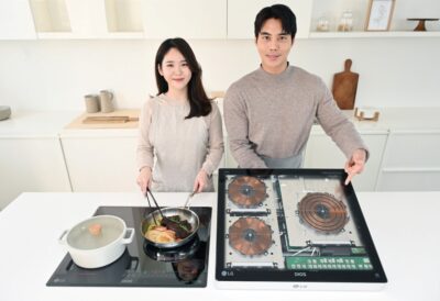 LG 디오스 '쿼드 인버터' 인덕션 전기레인지를 소개하고 있다.