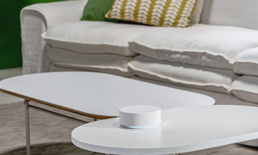 생성형 AI를 탑재해 고객과 대화하며 맥락을 이해하고, 생활 패턴을 학습·예측해 자동으로 최적의 환경을 조성하는 AI 홈 허브 'LG 씽큐 온'