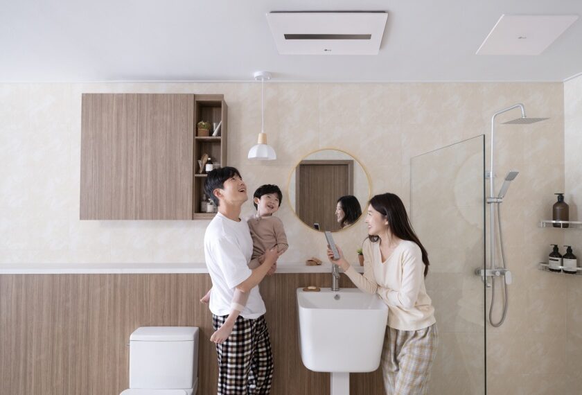LG전자가 신개념 욕실 공기질 관리 시스템인 'LG 퓨리케어(Puricare) 바스에어시스템'을 출시했다.